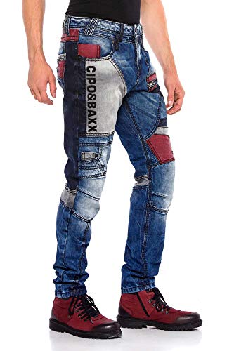 Cipo & Baxx Herren Jeans Hose 5-Pocket Regular Fit Aufnäher Denim Schriftzug Farbeffekt Pants CD574 Blau W40 L32