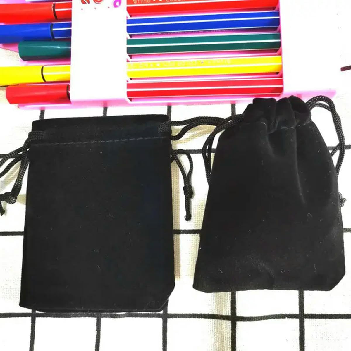 100 Stück/Lot 5 x 7 7 x 9 9 x 12 10 x 16 cm, bunte Samt-Geschenktüten und kleine Beutel, Schmuckverpackungsbeutel, Samt-Verpackungsbeutel mit Kordelzug, Schwarz, 9 x 12 cm