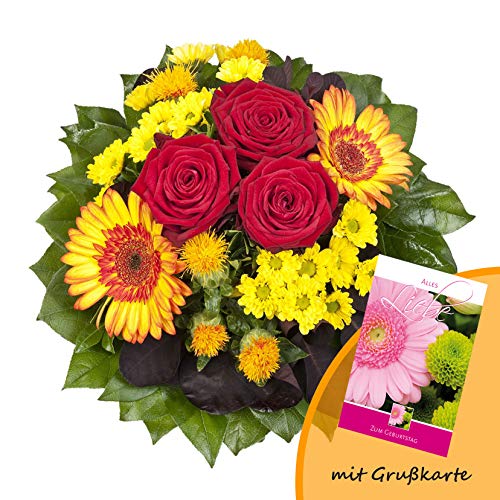 Dominik Blumen und Pflanzen, Blumenstrauß "Blütenmeer" mit roten Rosen, Färberdistel, Chrysanthemen und Gerbera und Grußkarte "Geburtstag"