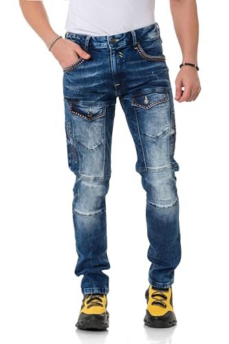 Cipo & Baxx Herren Jeans Hose Regular Fit Bikerhose Nieten Taschen Denim Freizeithose CD810 Blau W32 L34