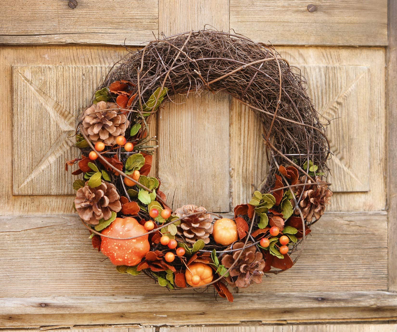 Türkranz Herbstbeeren Ø 35 cm aus Reisig mit Naturzapfen, Kürbissen, Blättern, Beeren, Tischkranz, Deko-Kranz, Herbst-Dekoration