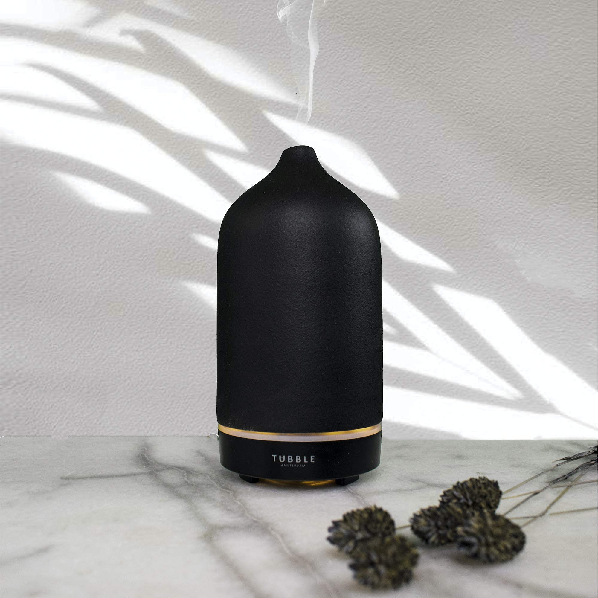 Tubble® Porcelain Aroma Diffuser Seashell White - Etherische Olie - Vernevelaar - Yoga - Aromatherapy - Onyx Black