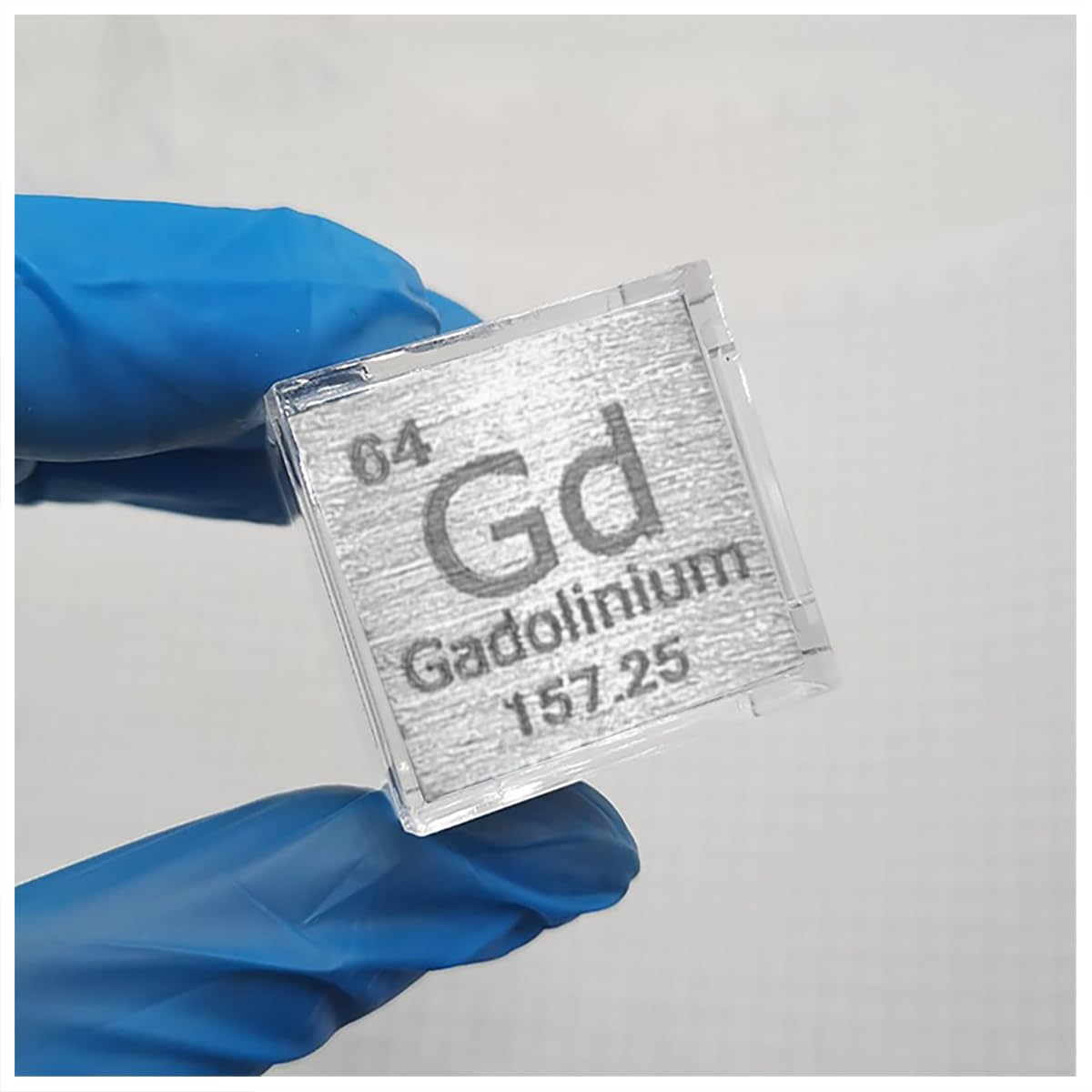 Gadolinium-Würfel – Metallelementwürfel Mit Acrylbox – Lasergravierter Dichtewürfel Für Eine Sammlung des Periodensystems Der Elemente