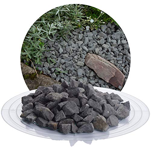 Schicker Mineral – Basaltsplitt 25kg aus Deutschland – Ziersplitt schwarz aus Basalt in verschiedenen Größen von 2-56mm – Basaltbruch Naturstein ideal zur Garten-, Hof- & Weggestaltung