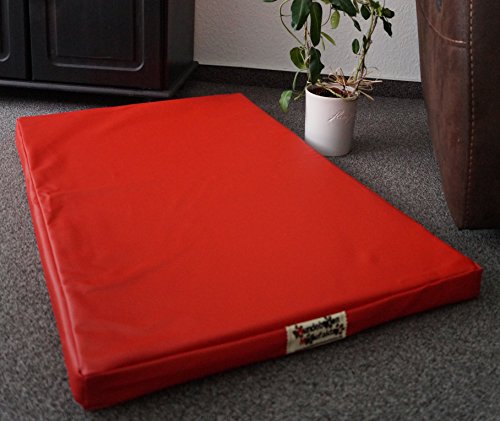 Hundebettenmanufaktur Hundematratze Hundebett Kunstleder Schaumstoff 5 cm Verschiedene Größen und Farben wählbar (105 cm X 65 cm, rot)