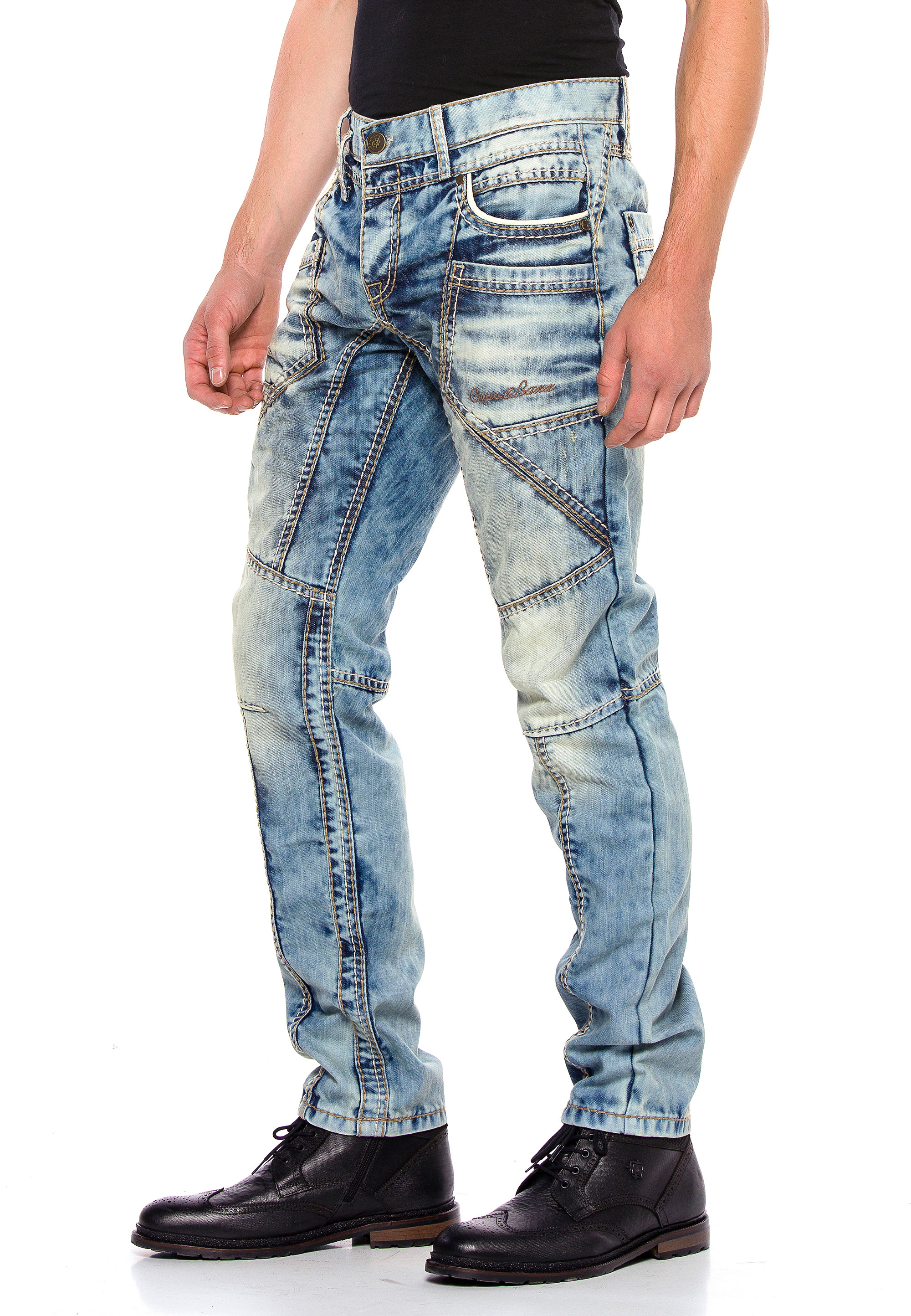 Cipo & Baxx Bequeme Jeans, mit modernen Ziernähten 2