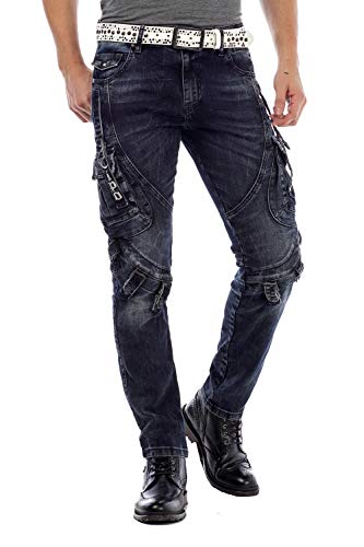 Cipo Baxx Herren Cargo Hose Biker-Stil Ausgefallene Denim Hose Freizeit Hose Straight Jeans Hose mit Details Dunkelblau W33 L32