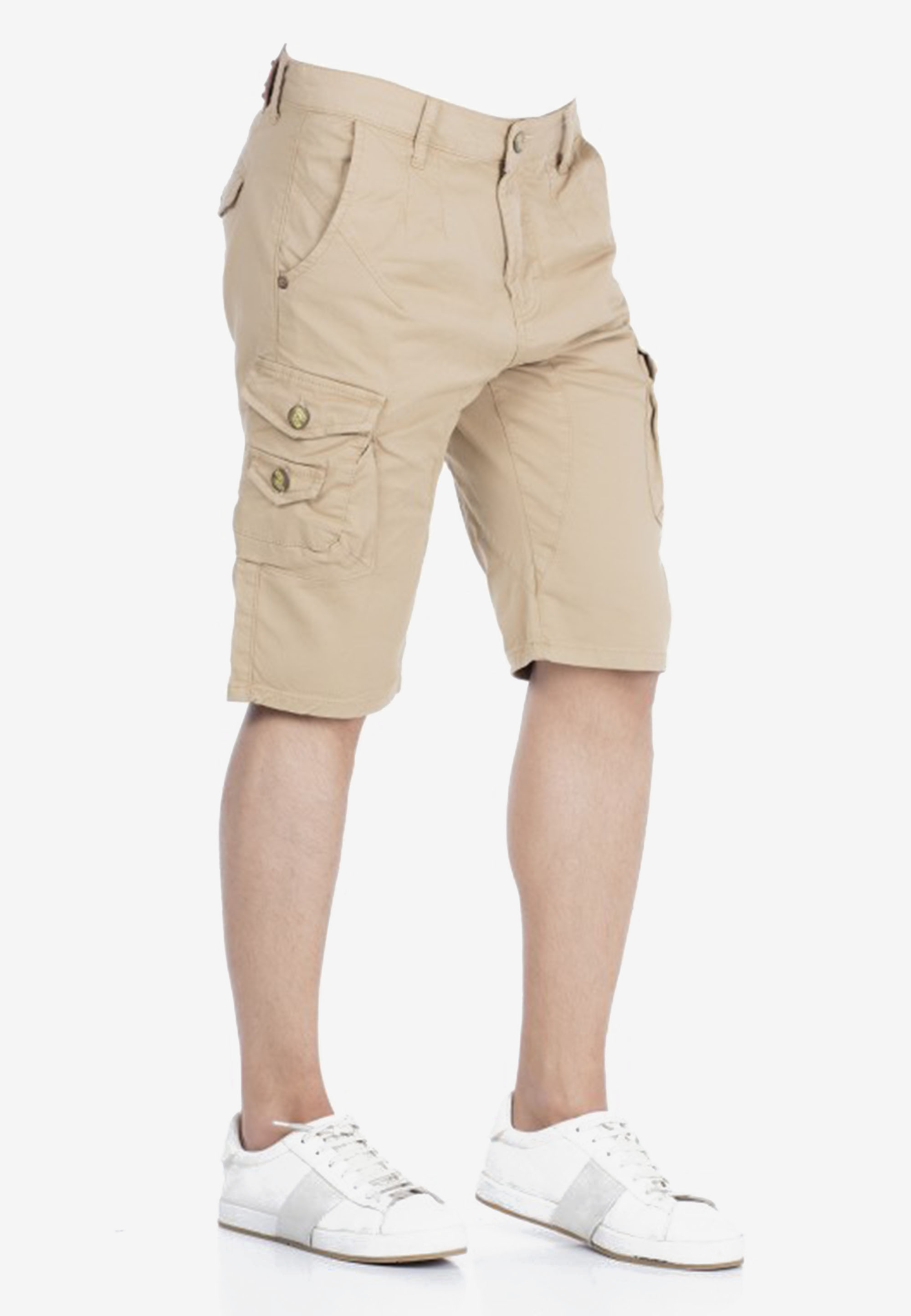 Cipo & Baxx Shorts, mit Cargotaschen 2