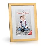 Klassischer Holz Bilderrahmen für DIN A4 Fotos - Fotorahmen mit Echtem Glas für Schöne Momente | Freistehender Holzrahmen geeignet für Tisch & Wand, Hoch- & Querformat