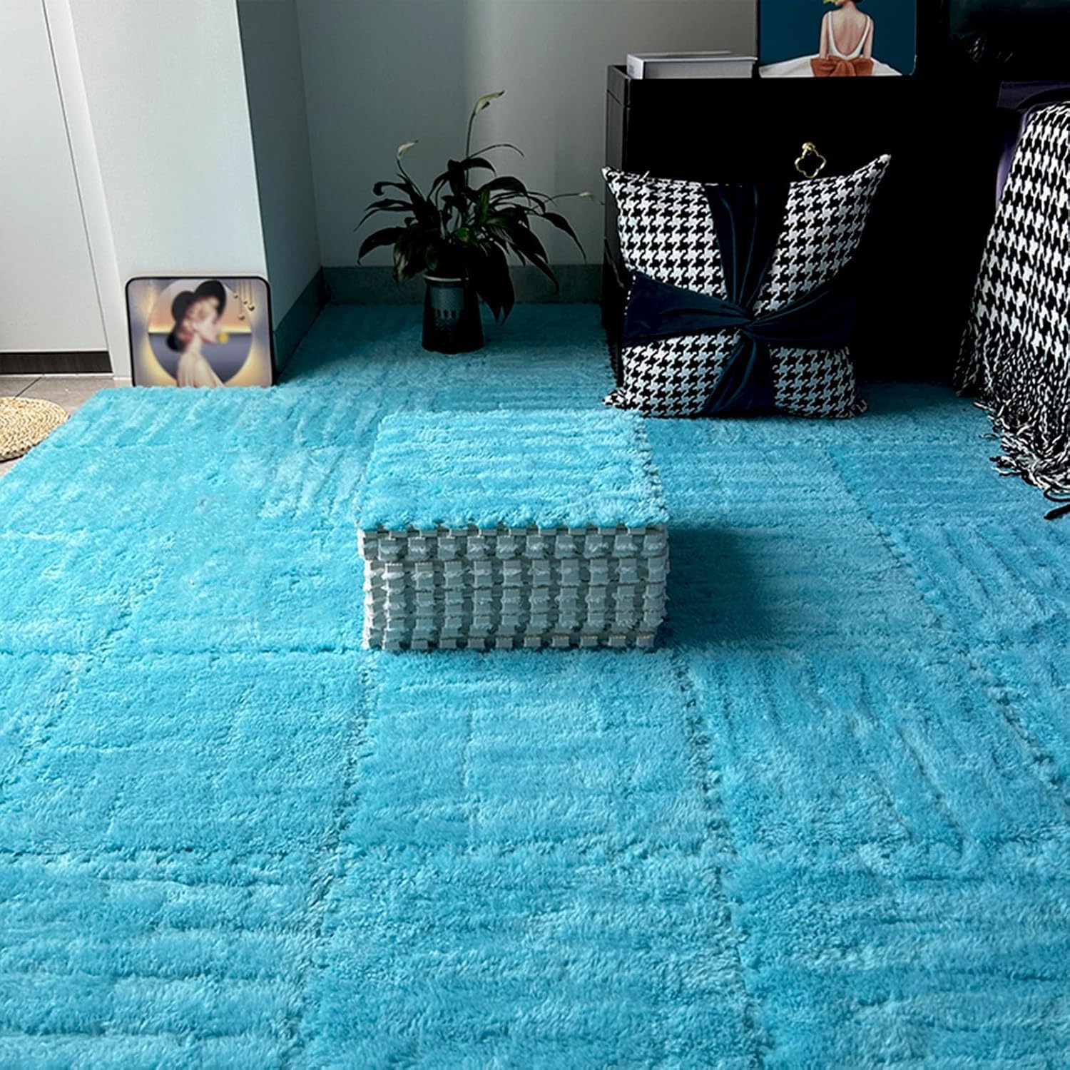 30 Stück Fuzzy 12x12 Zoll Teppichquadrate, ineinandergreifende Plüschbodenfliesen, Puzzleteil-Bodenmatte, Puzzlematte für Spielzimmer, Wohnzimmer, Blau, 0,39 Zoll