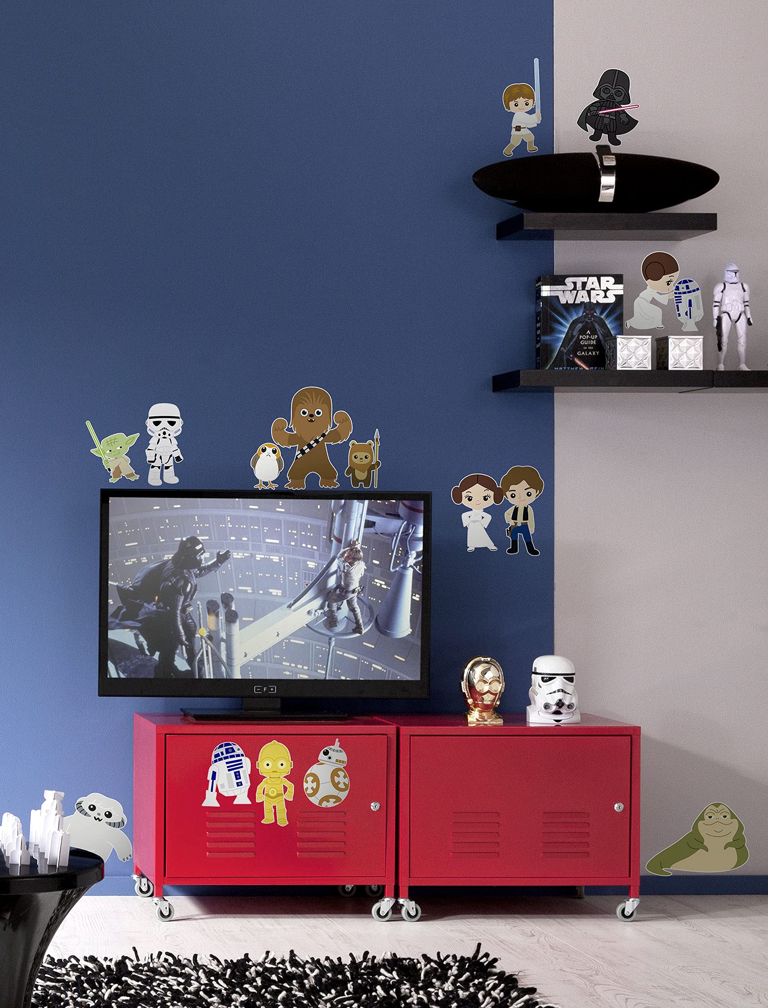 Komar Star Wars Wandtattoo Star Wars Little Heroes - 50 x 70 cm (Breite x Höhe) - 15 Teile - Yoda, Stormtrooper, Deco-Sticker, Wandaufkleber, Wandsticker, Wanddeko, Kinderzimmer - 14095h