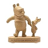 Disney Winnie Puuh Figur aus Kunstharz in Holzoptik, "The Tiny Pitter Patter Of Feet