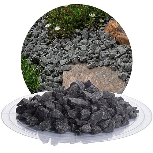 Schicker Mineral – Basaltsplitt 25kg aus Deutschland – Ziersplitt schwarz aus Basalt in verschiedenen Größen von 2-56mm – Basaltbruch Naturstein ideal zur Garten-, Hof- & Weggestaltung