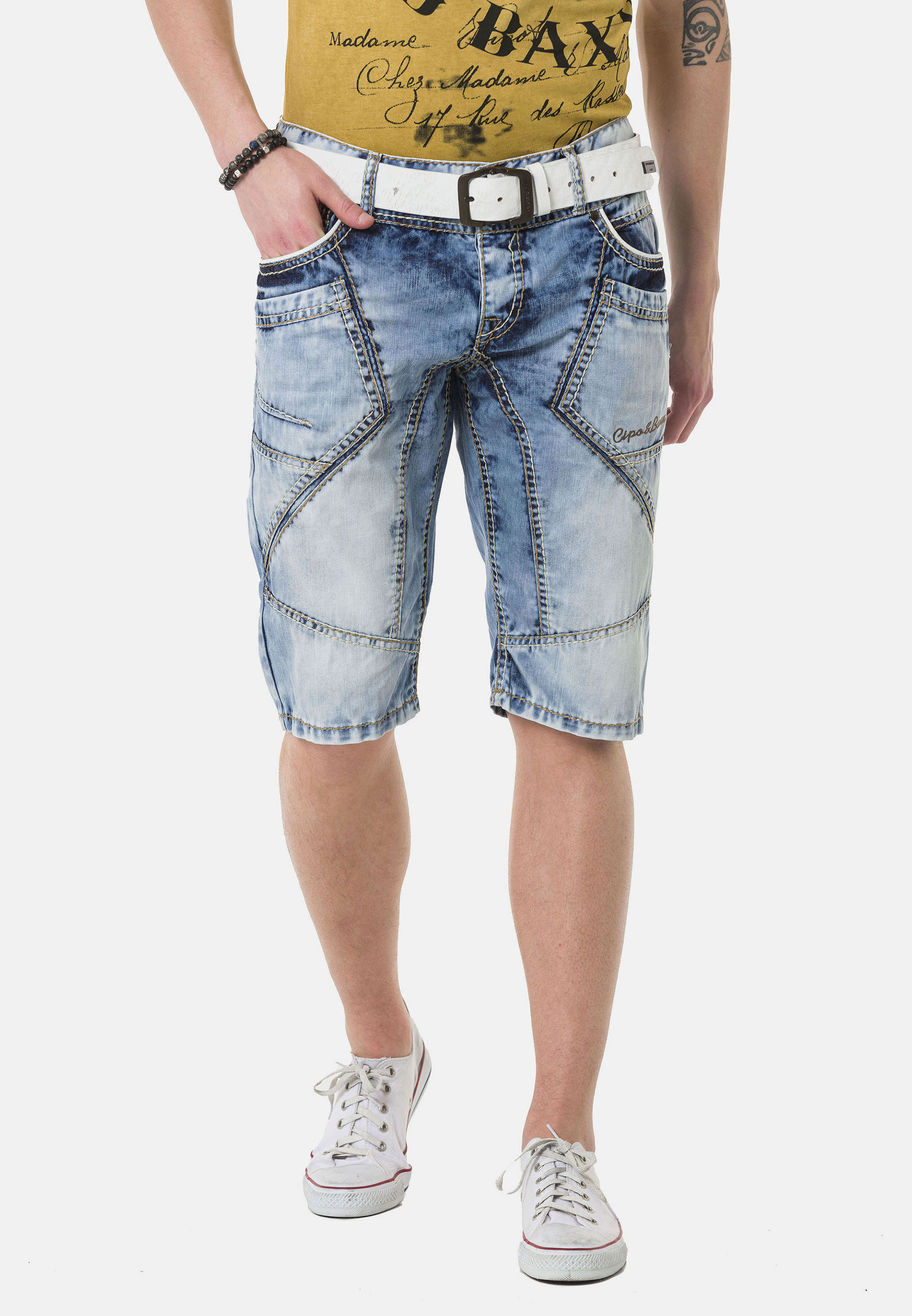 Cipo & Baxx Shorts, mit auffälligen Ziernähten