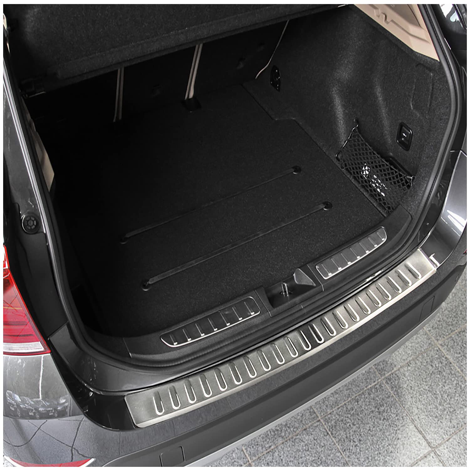 teileplus24 L504S Ladekantenschutz V2A Edelstahl kompatibel mit BMW X1 E84 (LCI) 2012-2015 Abkantung