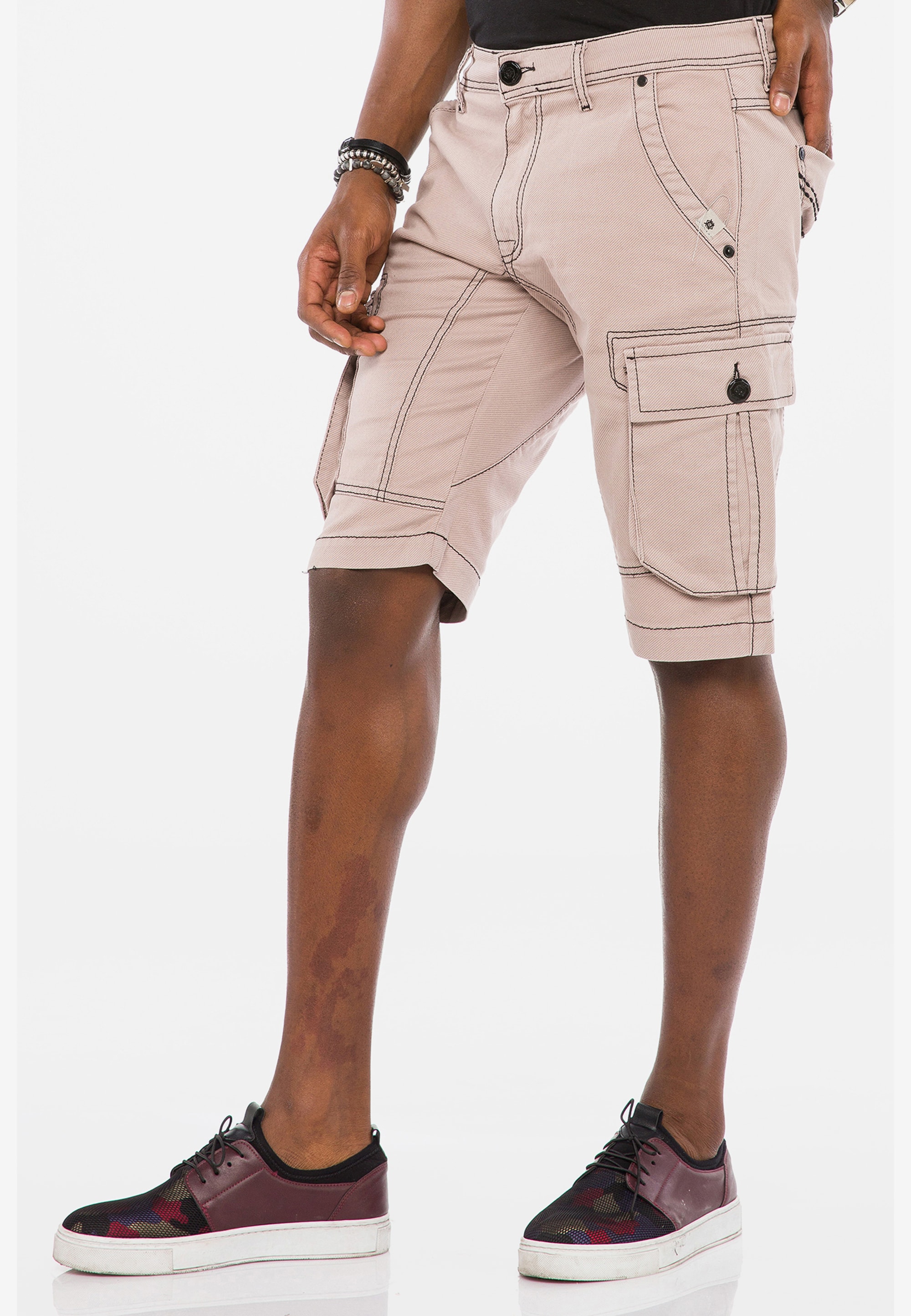 Cipo & Baxx Shorts, mit Cargotaschen 3