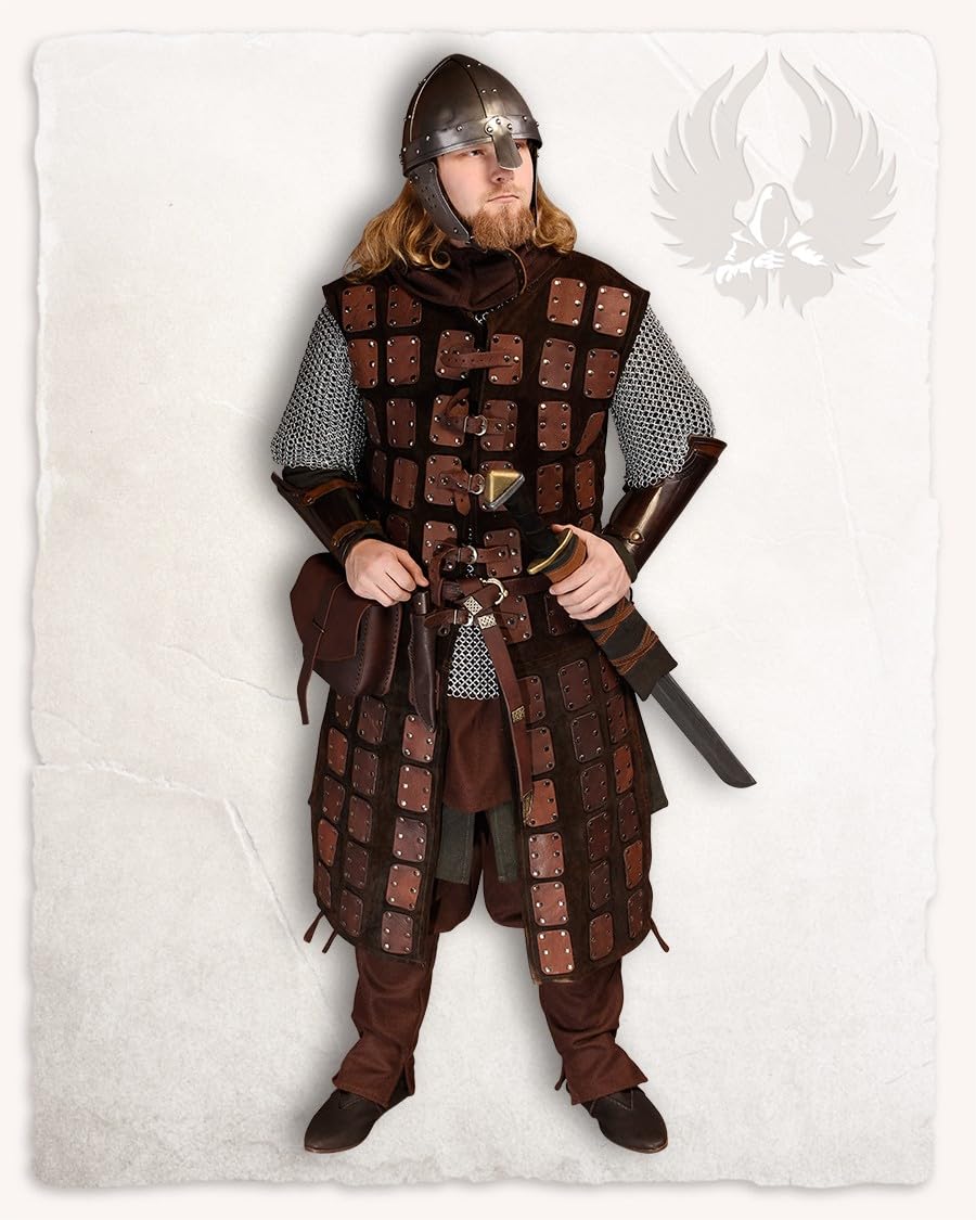 MYTHOLON Osric braune Lederbrigantine, S, Lederrüstung mit seitlichen Schnürungen, Wildleder, Messingschnallen, Lederwappenrock, Mittelalter, LARP, Cosplay, Wikinger