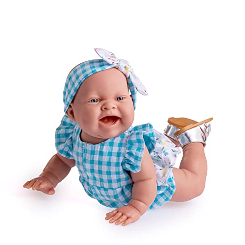 JC TOYS - Lola On The Go Puppe, 36 cm, weiches Vinyl, lächelndes Gesicht, Puppe, Vichy und Blumenmuster und Sandalen, Mädchen, 2 Jahre