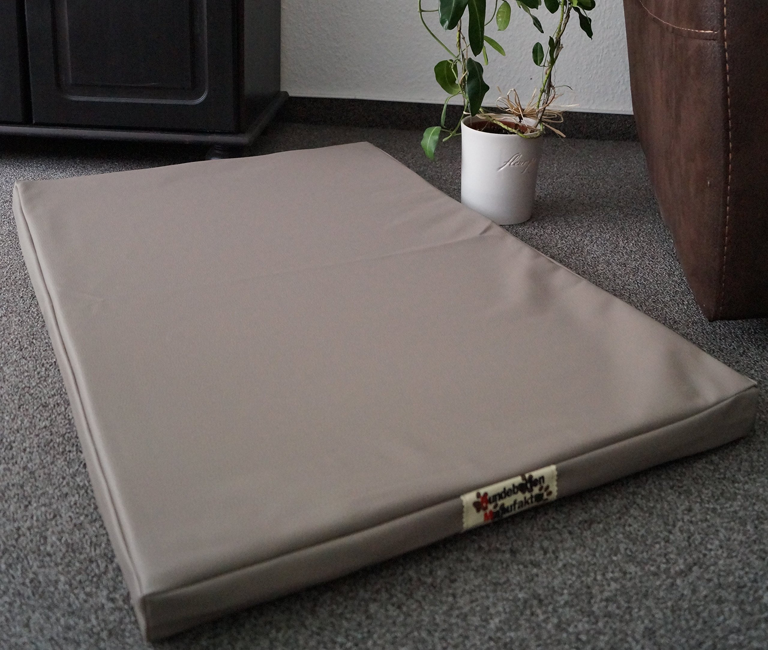 Hundebettenmanufaktur Orthopädische Hundematratze mit antiallergischer Kokosmatte Hundebett Kunstleder Größe und Farbe wählbar (90 cm X 60 cm, Taupe)