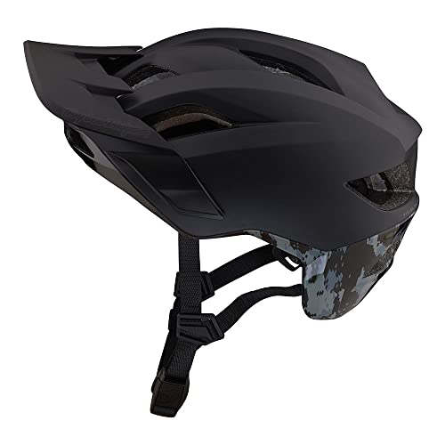 Flowline SE MTB helmet with 14 ventilation holes