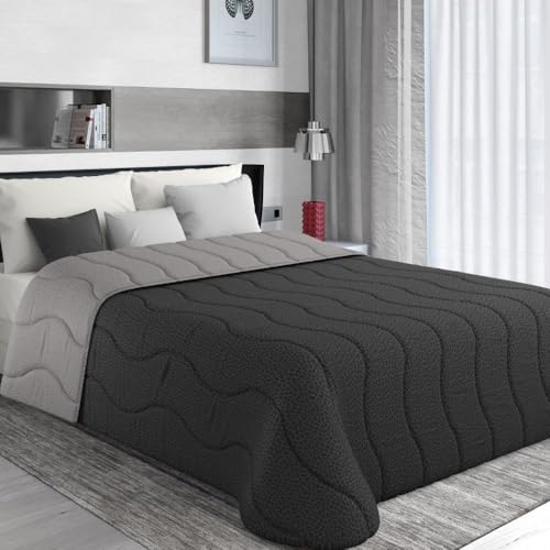 MAXIME MAISON - Winter Tagesdecke 240x260 cm, Warme Winterdecke für Herbst und Winter (300 gr/mq), Schwarz/Grau Wendedesign, Steppdecke für Doppelbett, Weiche Mikrofaser, Made in Italy