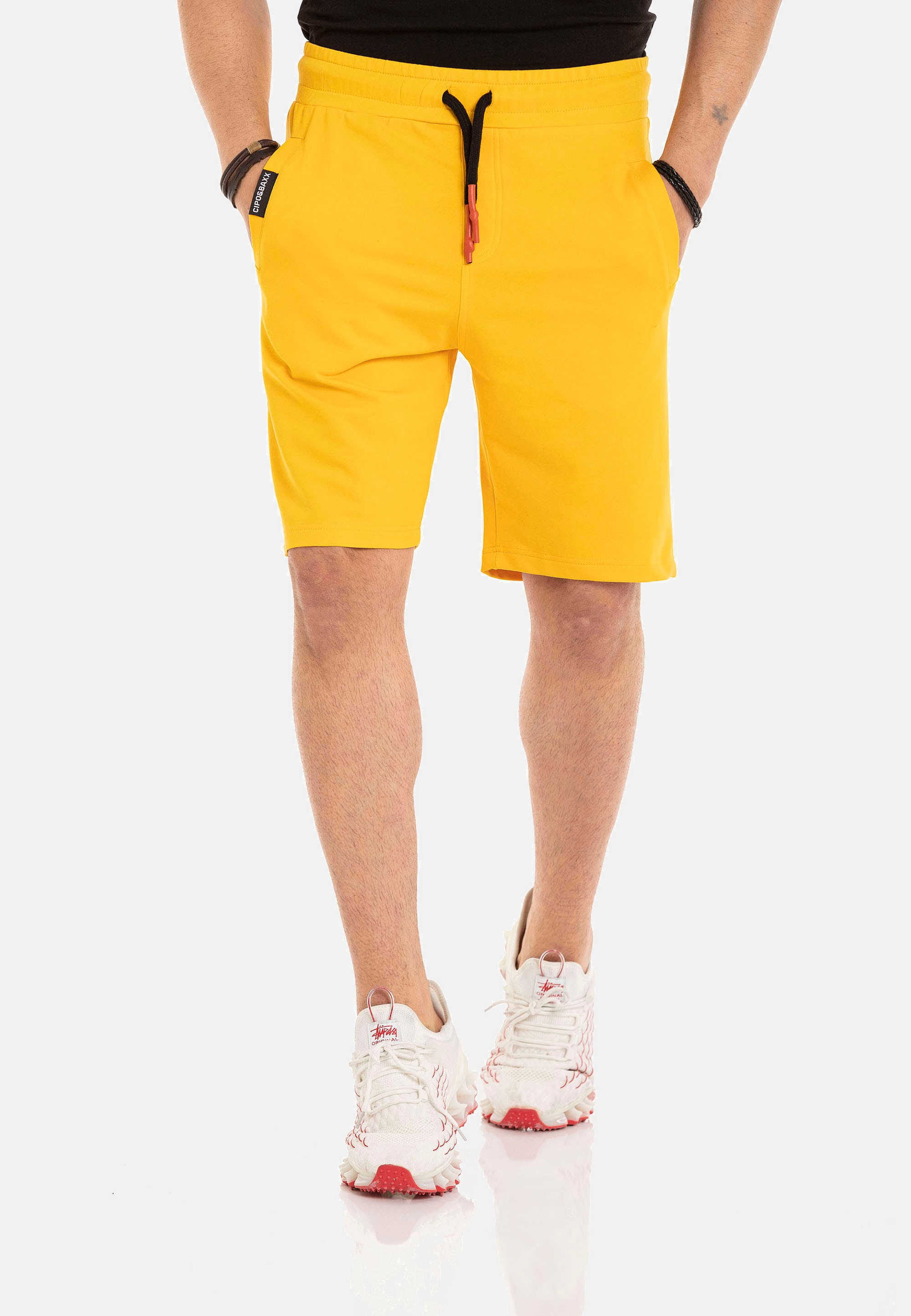 Cipo & Baxx Shorts, in sportlichem Look