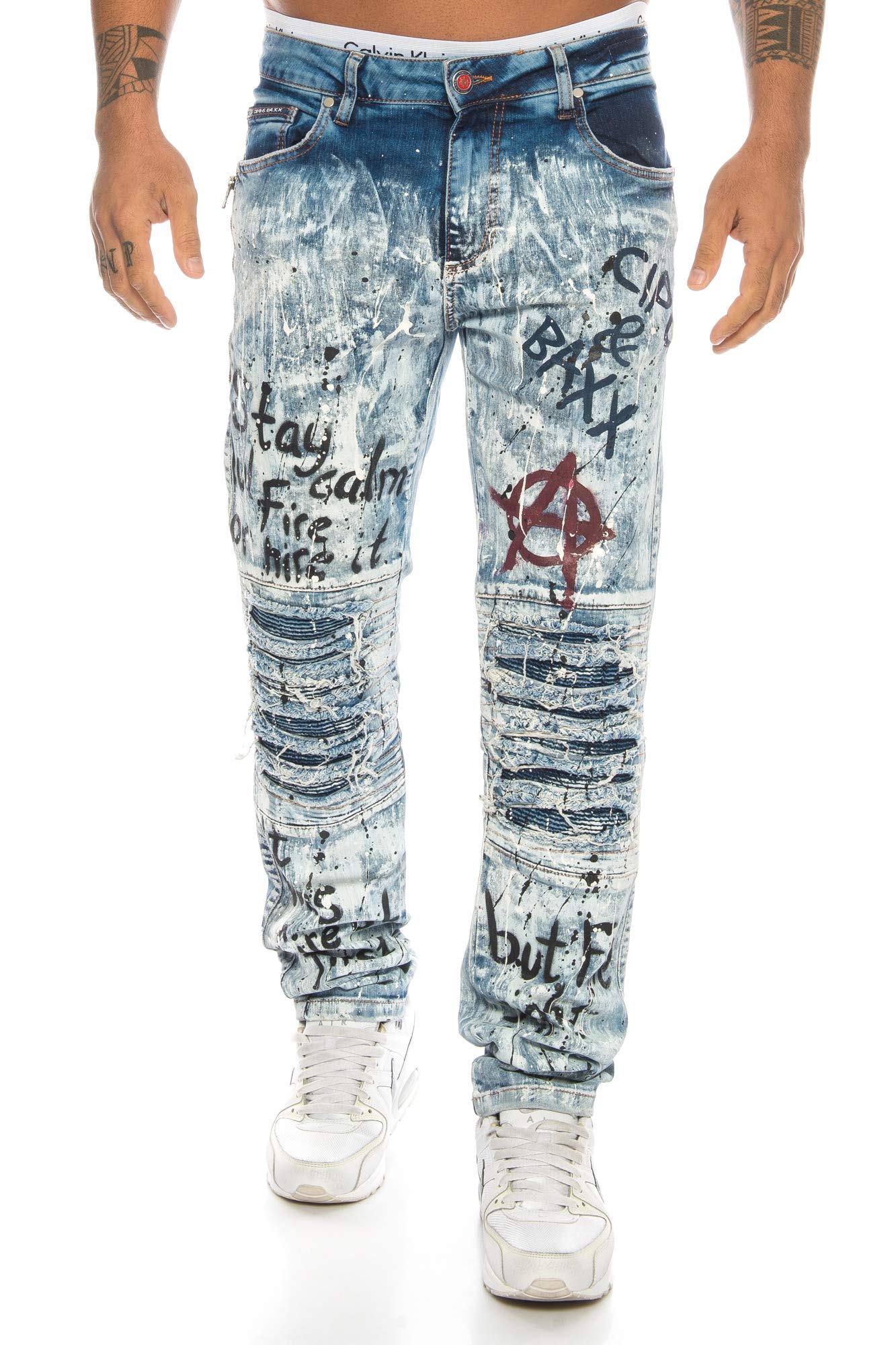 Cipo & Baxx Herren Jeans mit aufwendigen Destroyed Stellen und Punk Graffiti Prints (W33/L34)