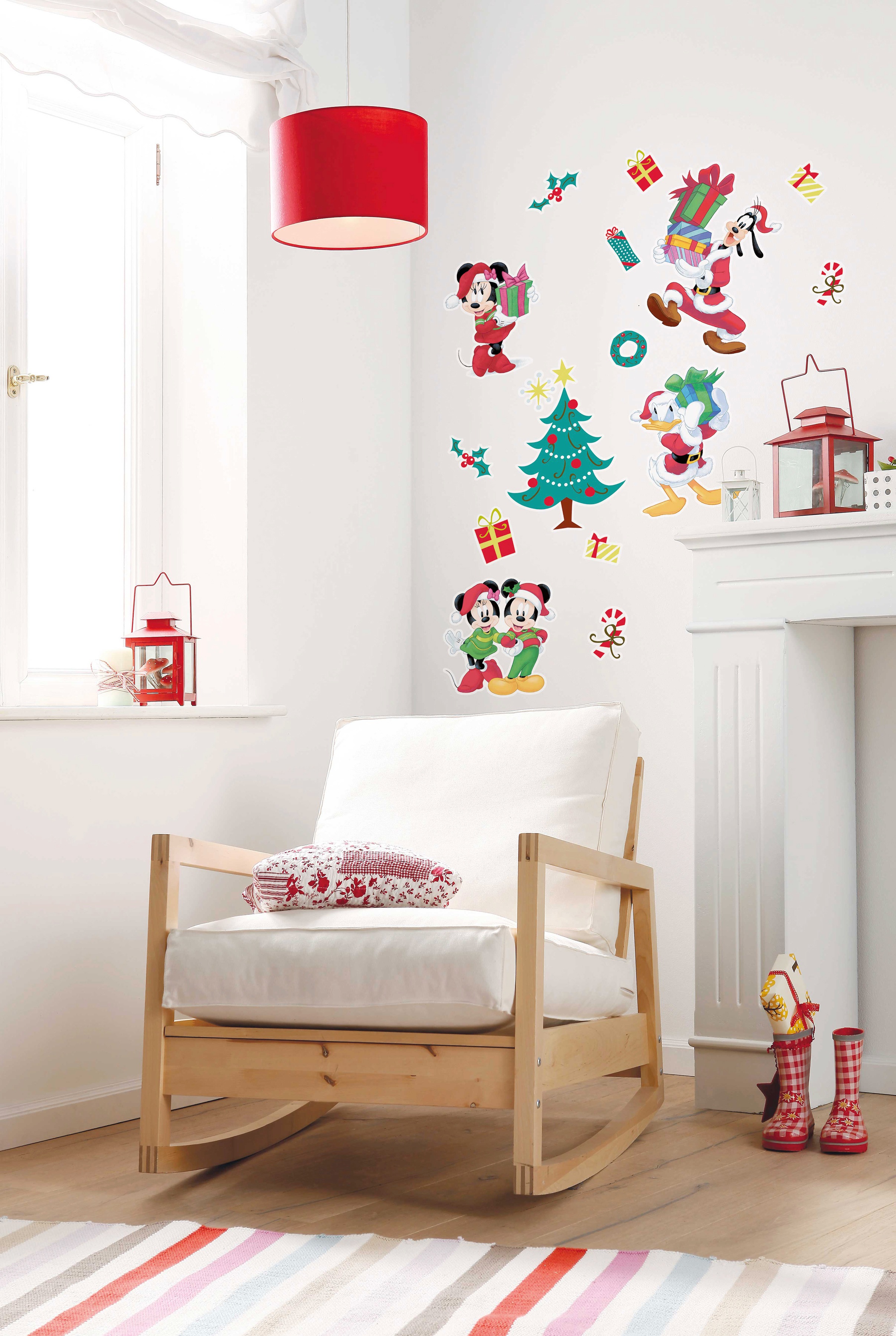 Komar Wandsticker "Mickey Christmas Presents", (1 St.), 50x70 cm (Breite x Höhe), selbstklebendes Wandtattoo 2