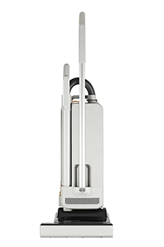 SEBO EVOLUTION 370 Profi-Bürstsauger 890 Watt mit einer Arbeitsbreite von 36 cm