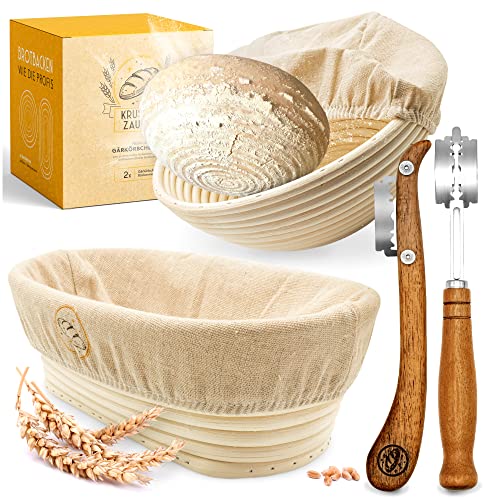 KRUSTENZAUBER Gärkorb zum Brotbacken + Bäckermesser - Set aus 2x Gärkörbchen u. 2x Teigmesser - Brot Backen Zubehör, Brotkorb, Brotbackform, Sauerteig Startet Set, Teigschneider, Gärfolie Brot