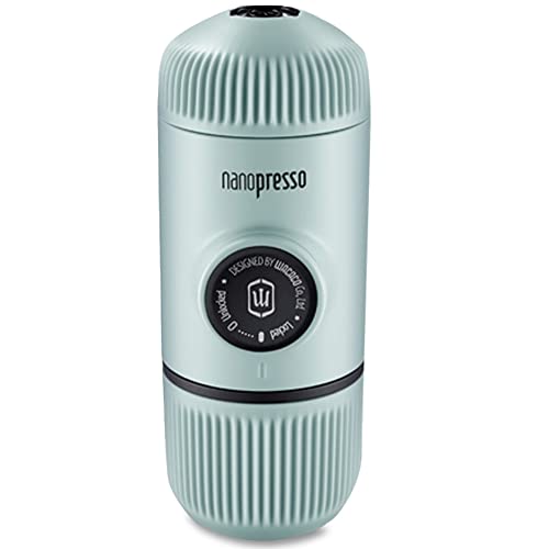 WACACO Nanopresso Tragbare Espressokocher gebündelt mit Schutzhülle, Upgrade-Version von Minipresso, Mini-Reisekaffeemaschine, perfekt für Camping, Reisen und Büro (Arctic Blue)