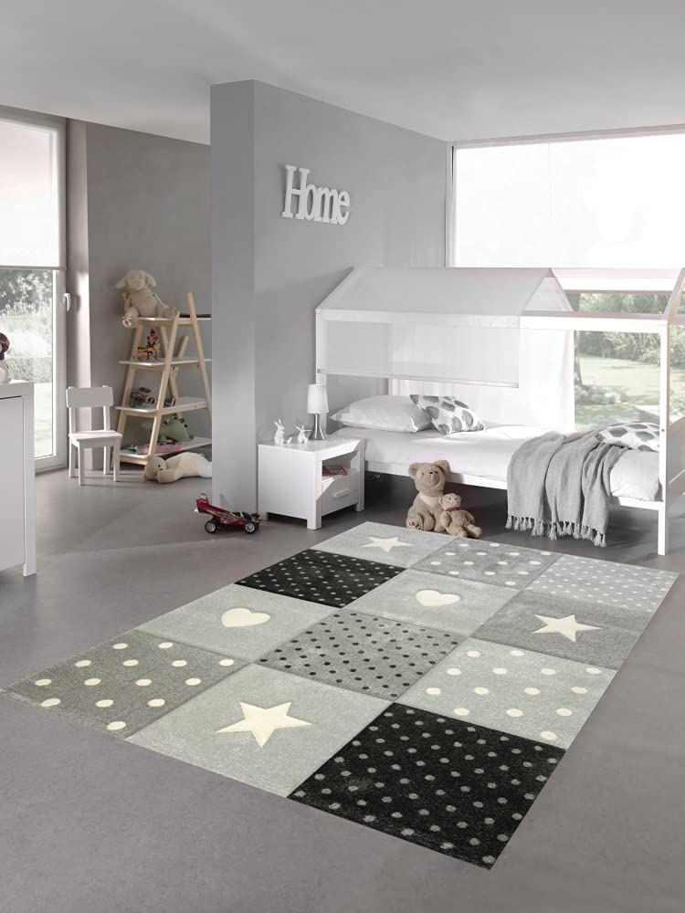 Teppich-Traum Kinderzimmer Teppich Spiel & Baby Teppich Herz Stern Punkte Design Creme Schwarz Grau Größe 140x200 cm