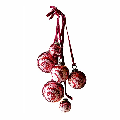 Loberon® Weihnachtsschmuck 6er Set Talwyna, rote Weihnachtskugeln, verziert, Weihnachtsdekoration mit Glitzer, Glas, Eisen, H/Ø ca. 10/10 cm, rot